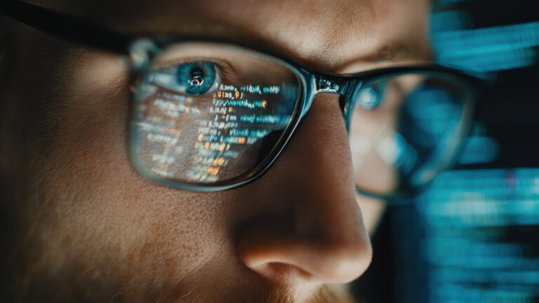 Computer-Vision-Eyes-Blue-Light-Code